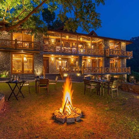 Stayvista At Mountain Mirage 3Br Villa Luxury In Kasauli With Jacuzzi Солан Экстерьер фото