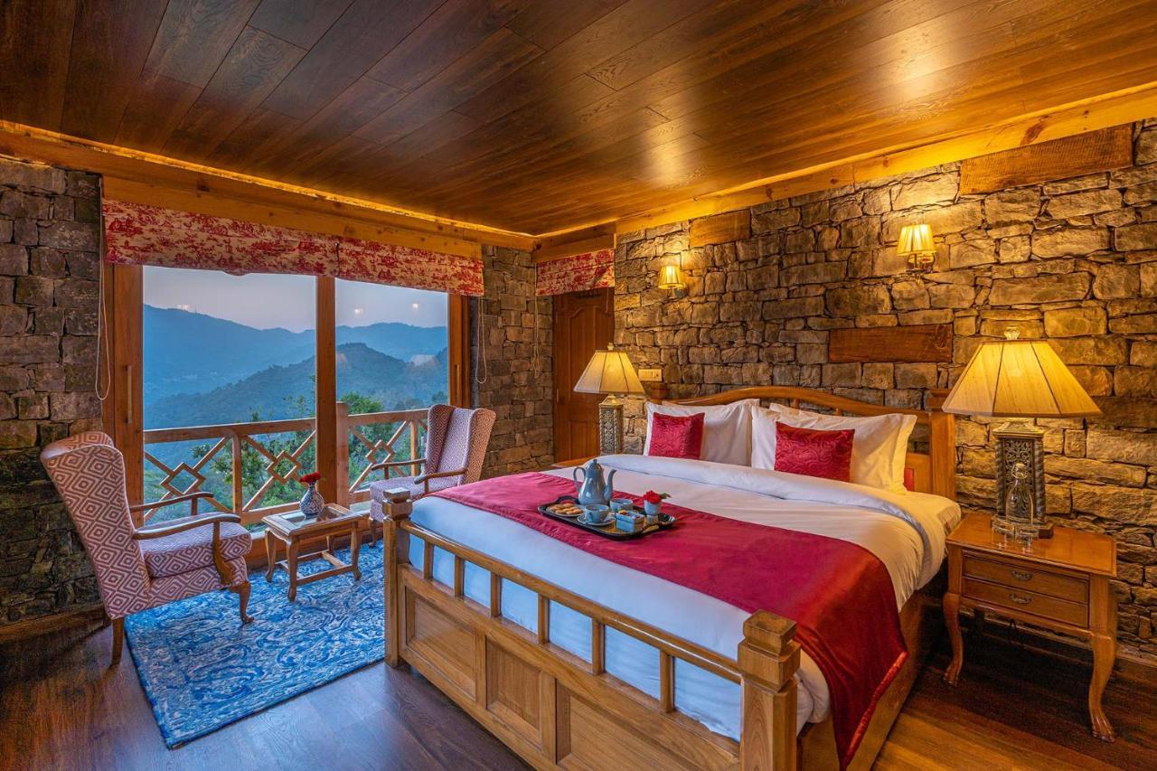 Stayvista At Mountain Mirage 3Br Villa Luxury In Kasauli With Jacuzzi Солан Экстерьер фото
