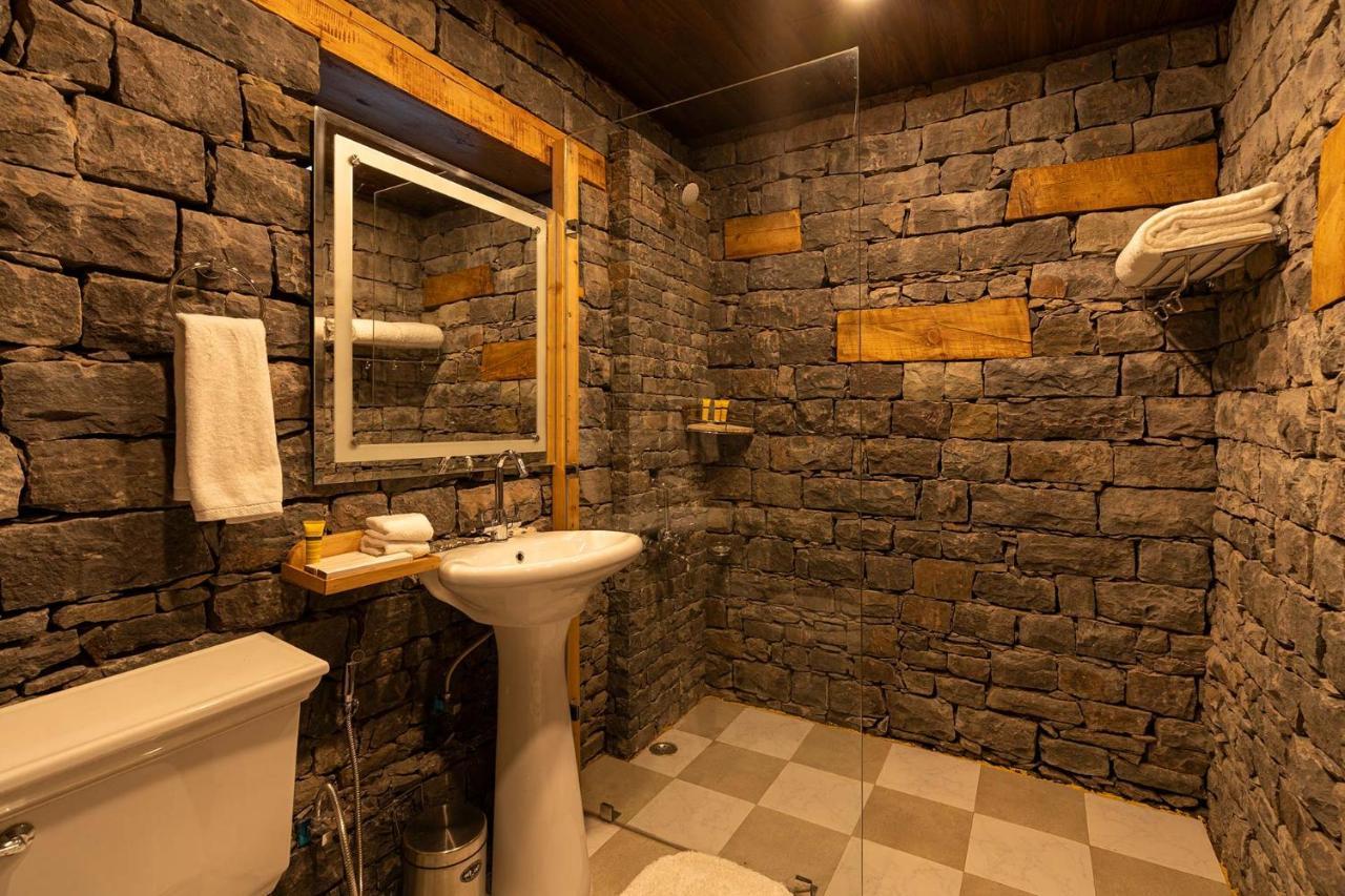 Stayvista At Mountain Mirage 3Br Villa Luxury In Kasauli With Jacuzzi Солан Экстерьер фото