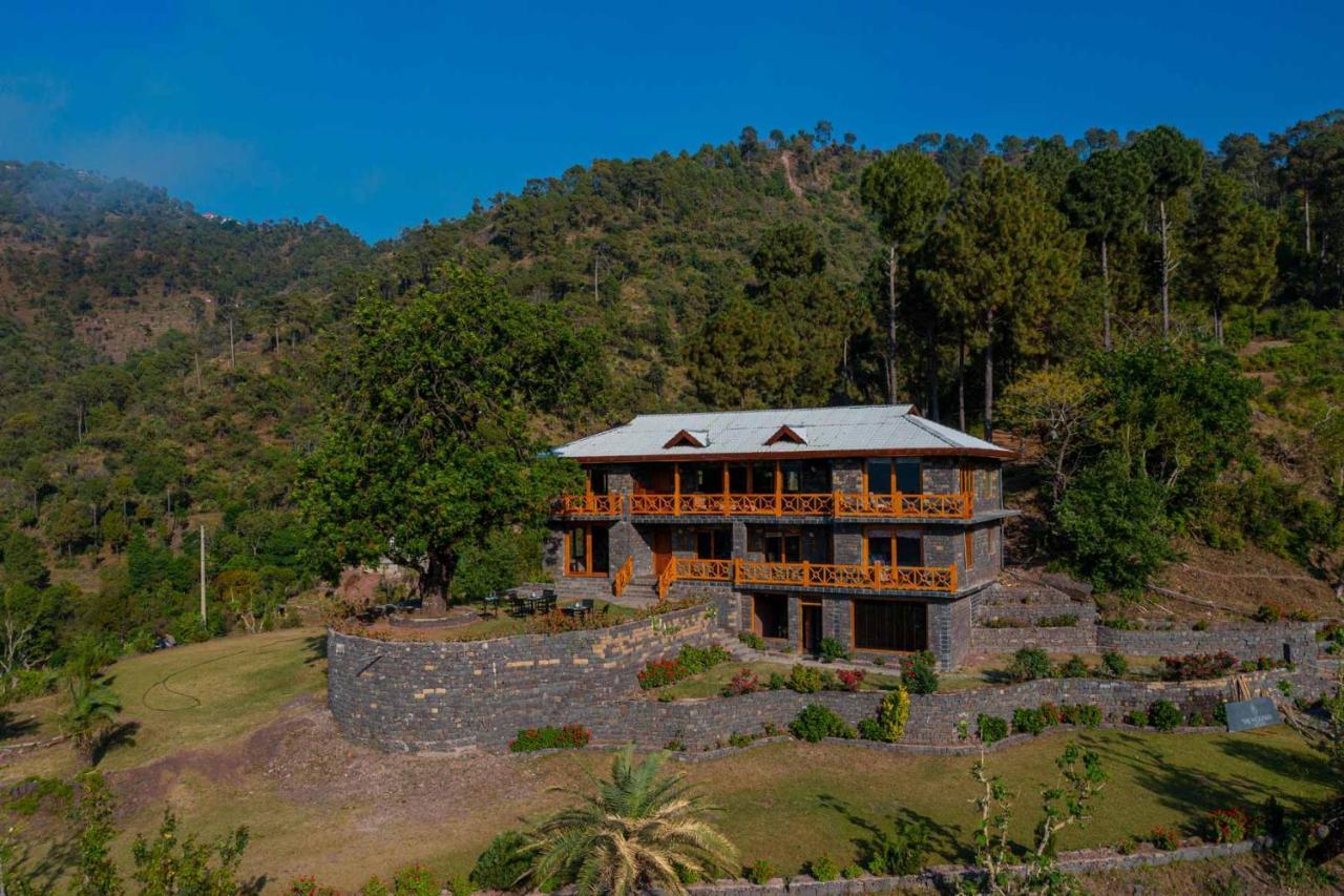 Stayvista At Mountain Mirage 3Br Villa Luxury In Kasauli With Jacuzzi Солан Экстерьер фото